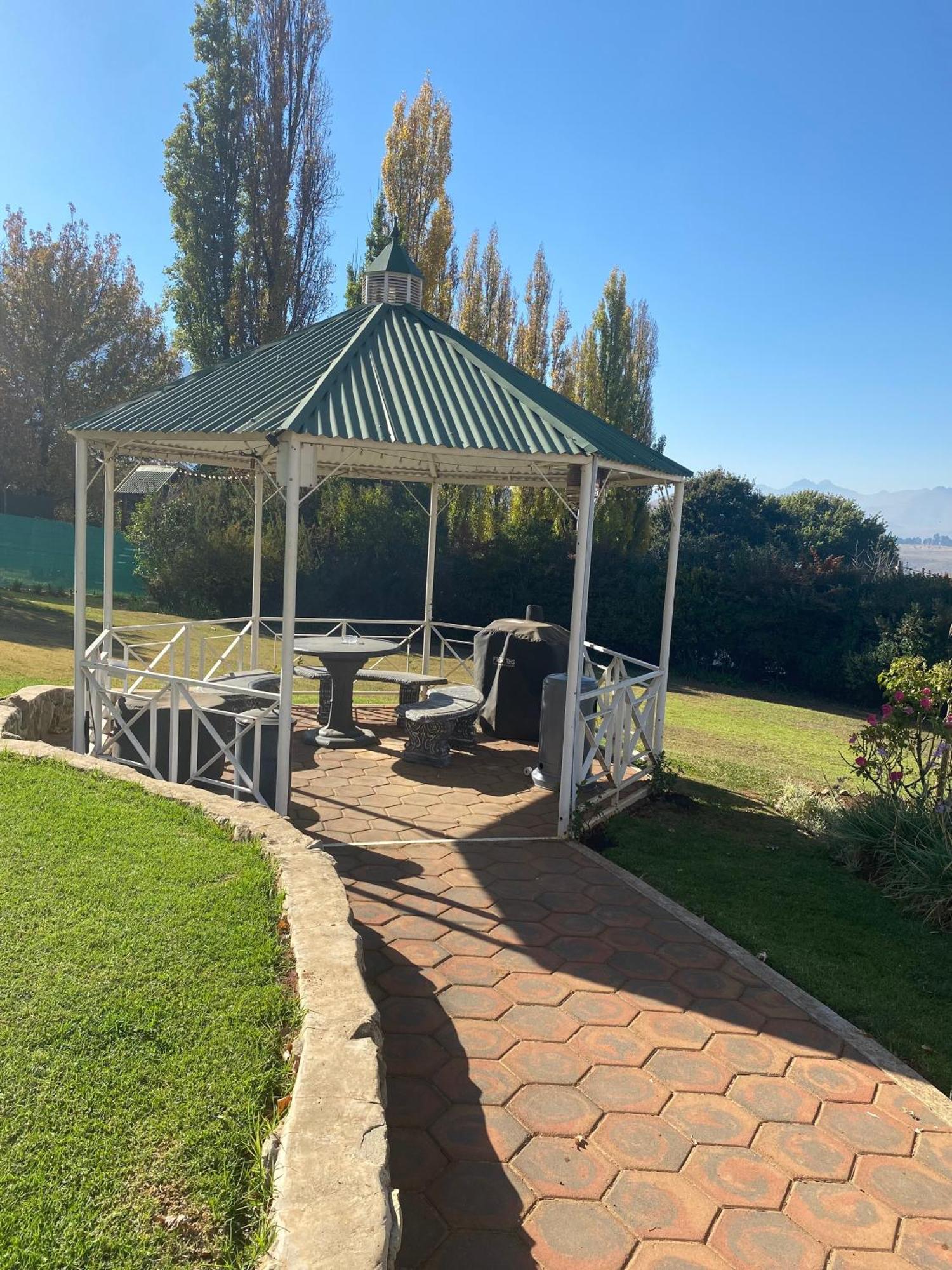 Vila The Gables-Clarens Exteriér fotografie